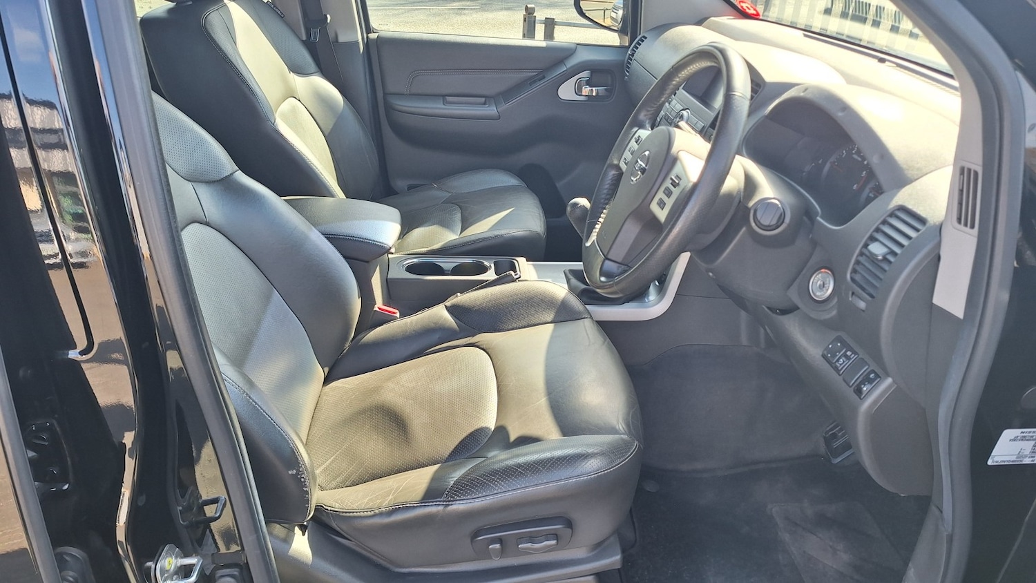 Used Nissan Navara 2015 for sale - 78168882: Photo 8