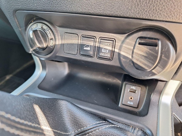 Used Nissan Navara 2016 for sale - 75124342: Photo 12