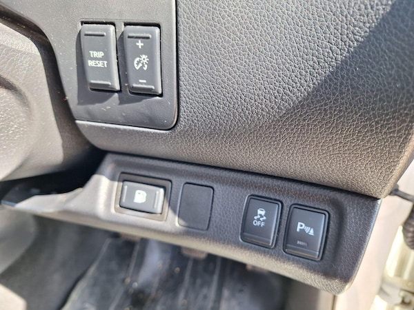 Used Nissan Navara 2016 for sale - 75124342: Photo 15
