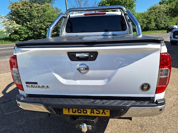 Used Nissan Navara 2016 for sale - 75124342: Photo