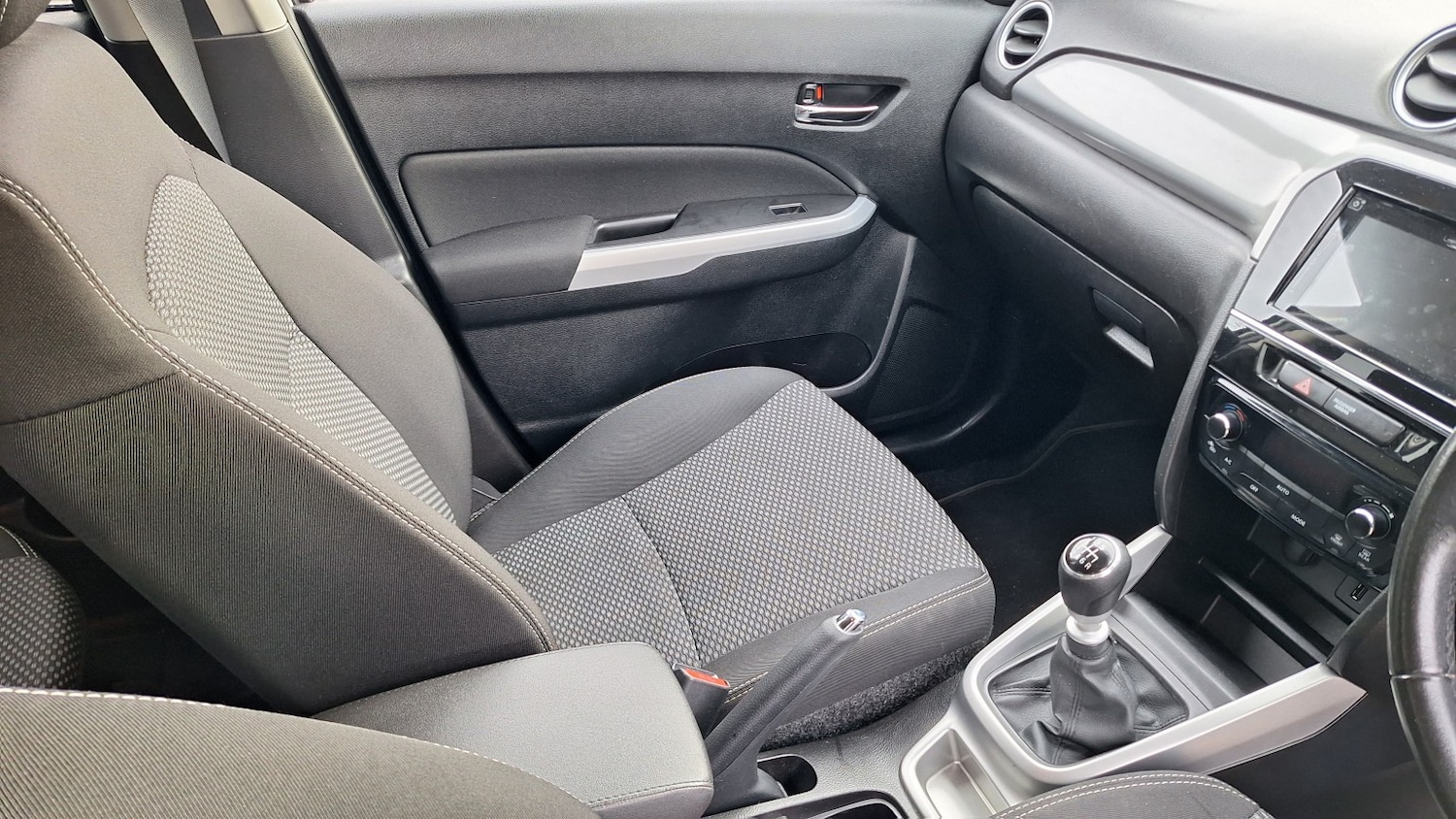 Used Suzuki Vitara 2016 for sale - 76957886: Photo 10