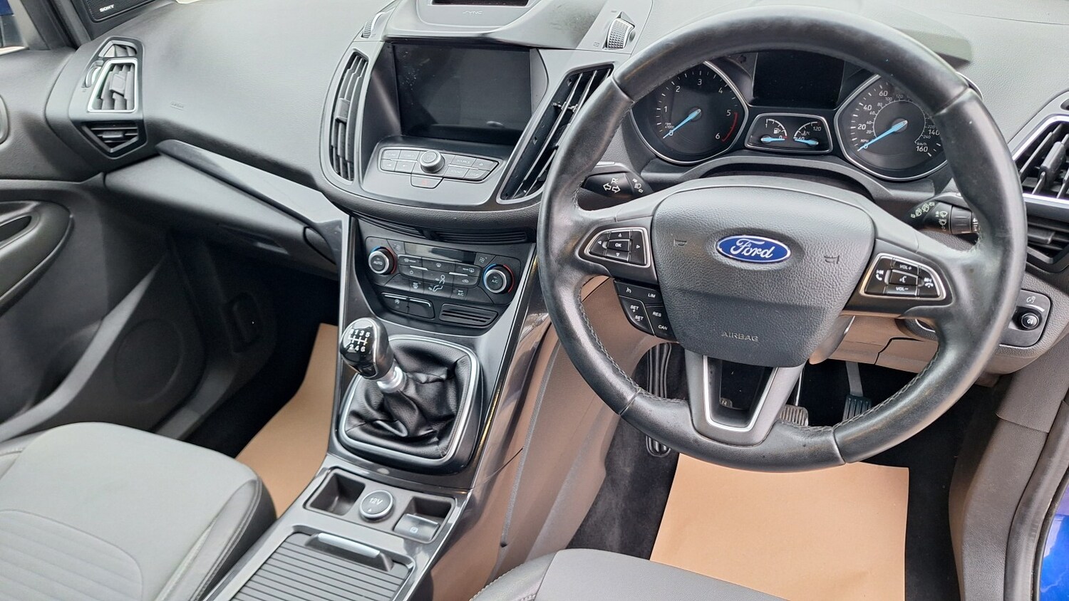 Used Ford Kuga 2017 for sale - 77370660: Photo 11