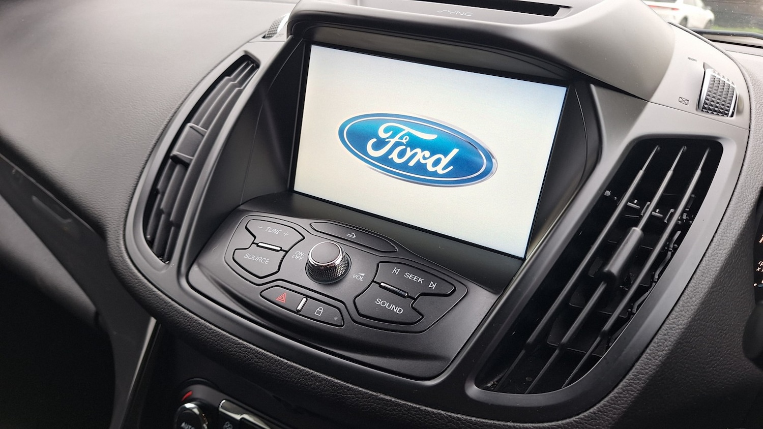 Used Ford Kuga 2016 for sale - 77465615: Photo 12