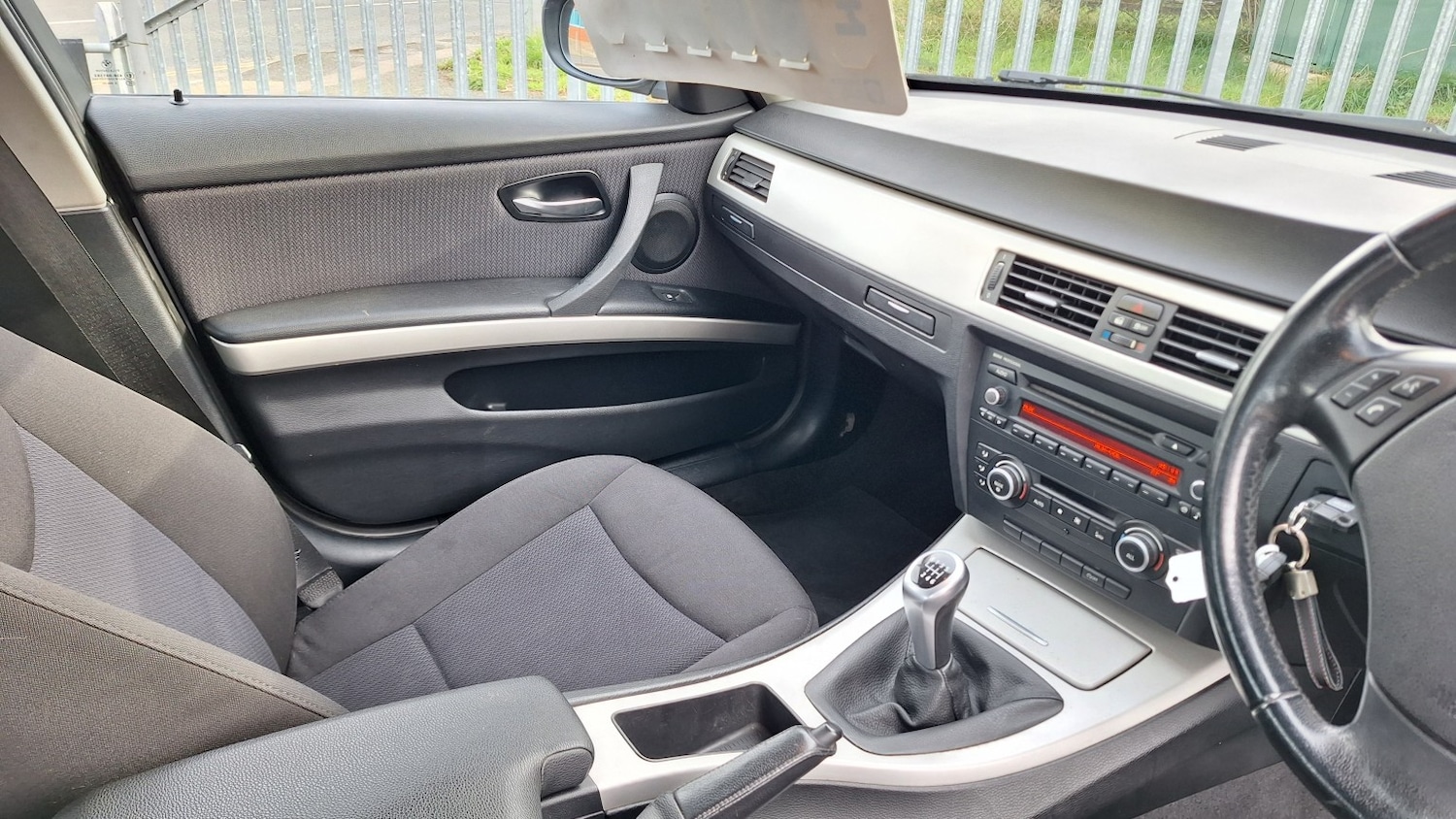 Used BMW 3 Series 2011 for sale - 77881067: Photo 11