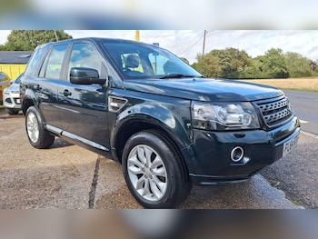 2014 - 2.2 TD4 SE 5-Door