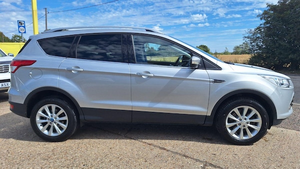 Used Ford Kuga 2016 for sale - 75691881: Photo 2
