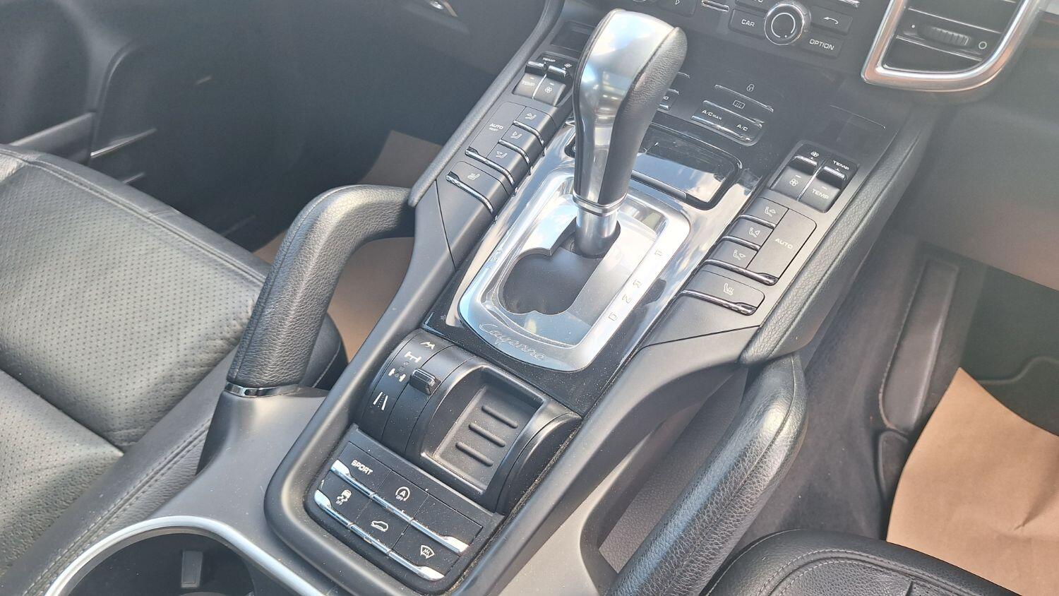 Used Porsche Cayenne 2013 for sale - 76794055: Photo 15