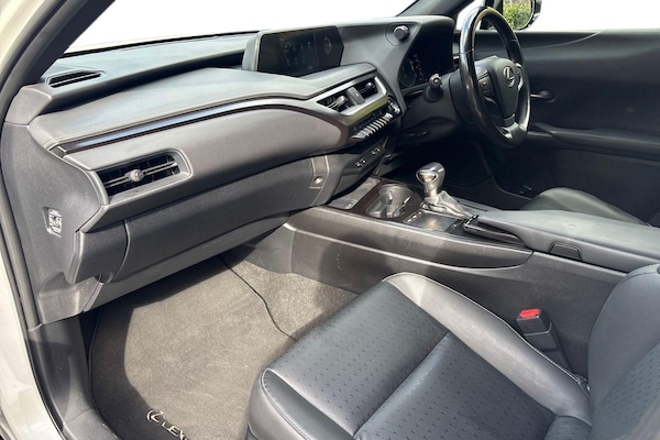 Used Lexus UX 2021 for sale - 76130672: Photo 13