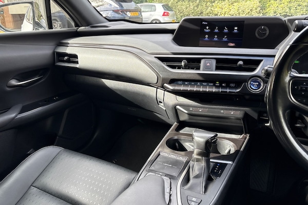 Used Lexus UX 2021 for sale - 76130672: Photo 14