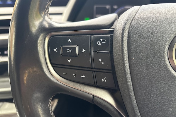 Used Lexus UX 2021 for sale - 76130672: Photo 21