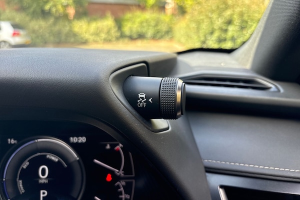 Used Lexus UX 2021 for sale - 76130672: Photo 32