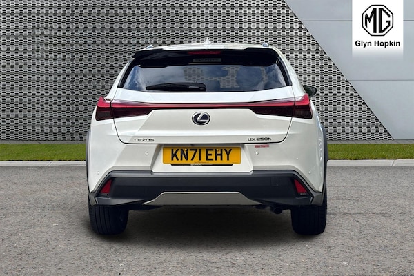 Used Lexus UX 2021 for sale - 76130672: Photo 4