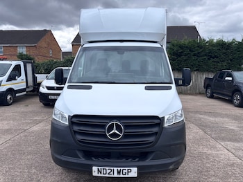 Mercedes-Benz - Sprinter