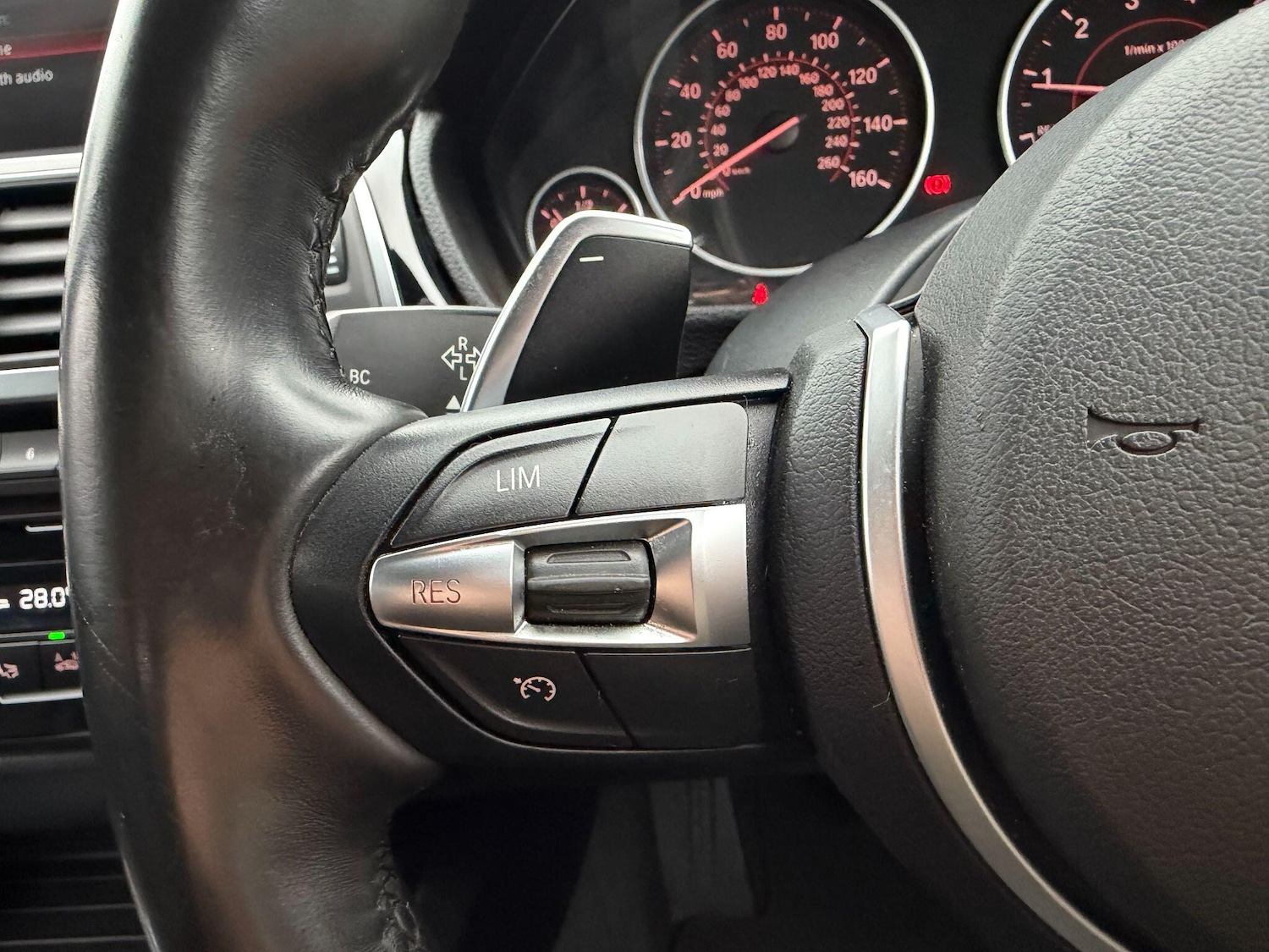 Used BMW 3 Series 2018 for sale - 77710315: Photo 26