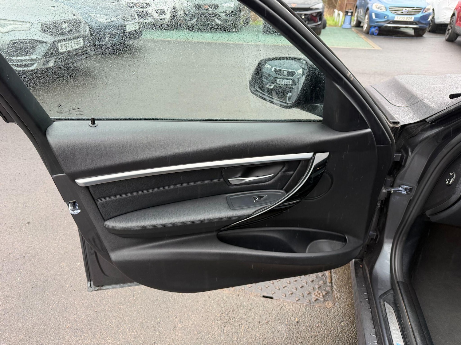 Used BMW 3 Series 2018 for sale - 77710315: Photo 34