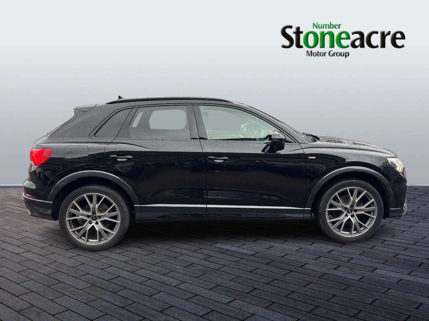 Used Audi Q3 2023 for sale - 76856023: Photo 2