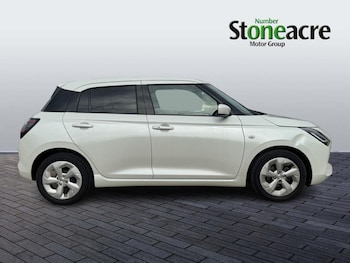 Used Suzuki Swift 2024 for sale - 75478940: Photo