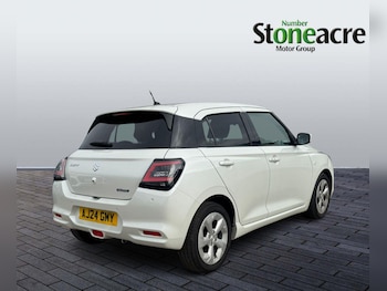 Used Suzuki Swift 2024 for sale - 75478940: Photo