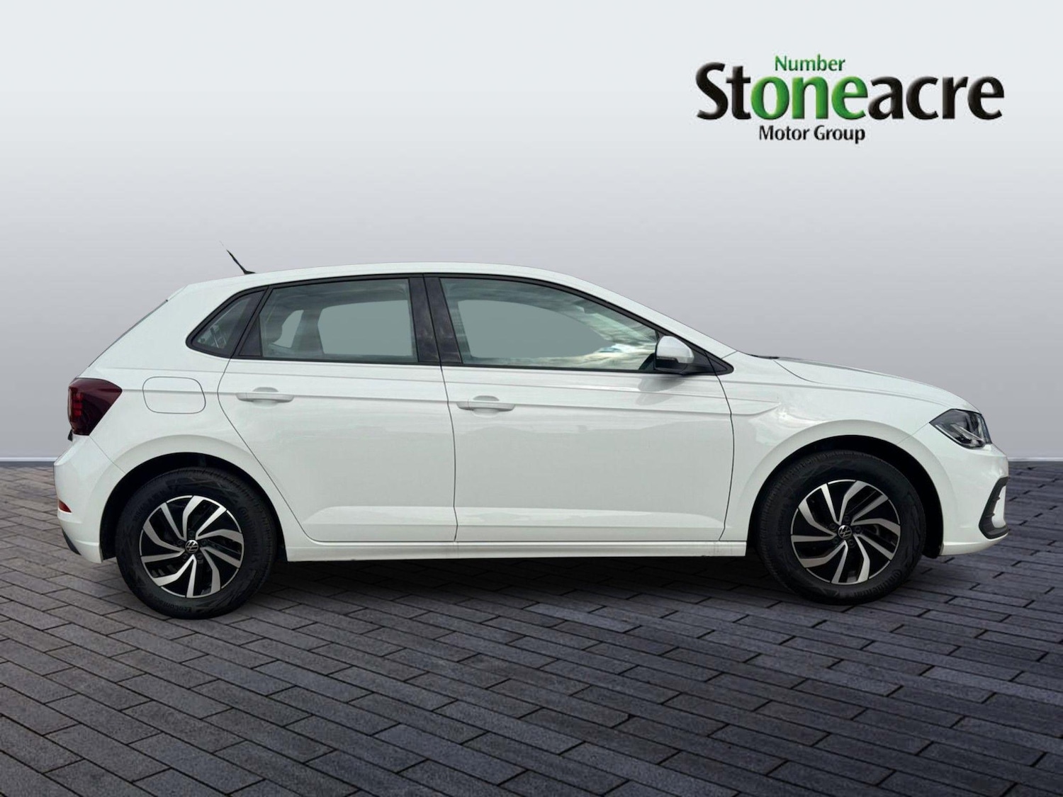 Used Volkswagen Polo 2024 for sale - 76200327: Photo 2