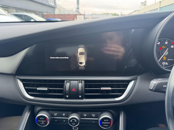 Used Alfa Romeo Giulia 2018 for sale - 76318188: Photo 13
