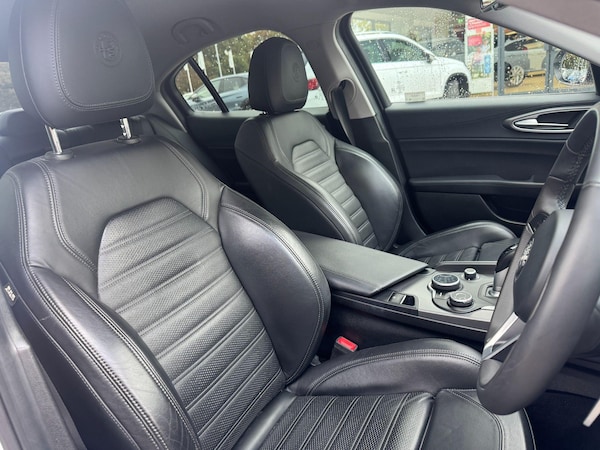Used Alfa Romeo Giulia 2018 for sale - 76318188: Photo 17