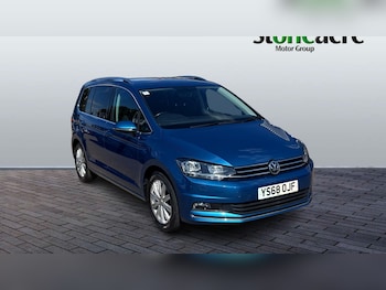 Used Volkswagen Touran 2018 for sale - 79412411: Photo