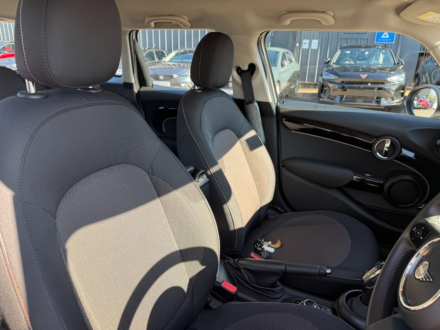 Used MINI Hatch 2022 for sale - 77940173: Photo 12