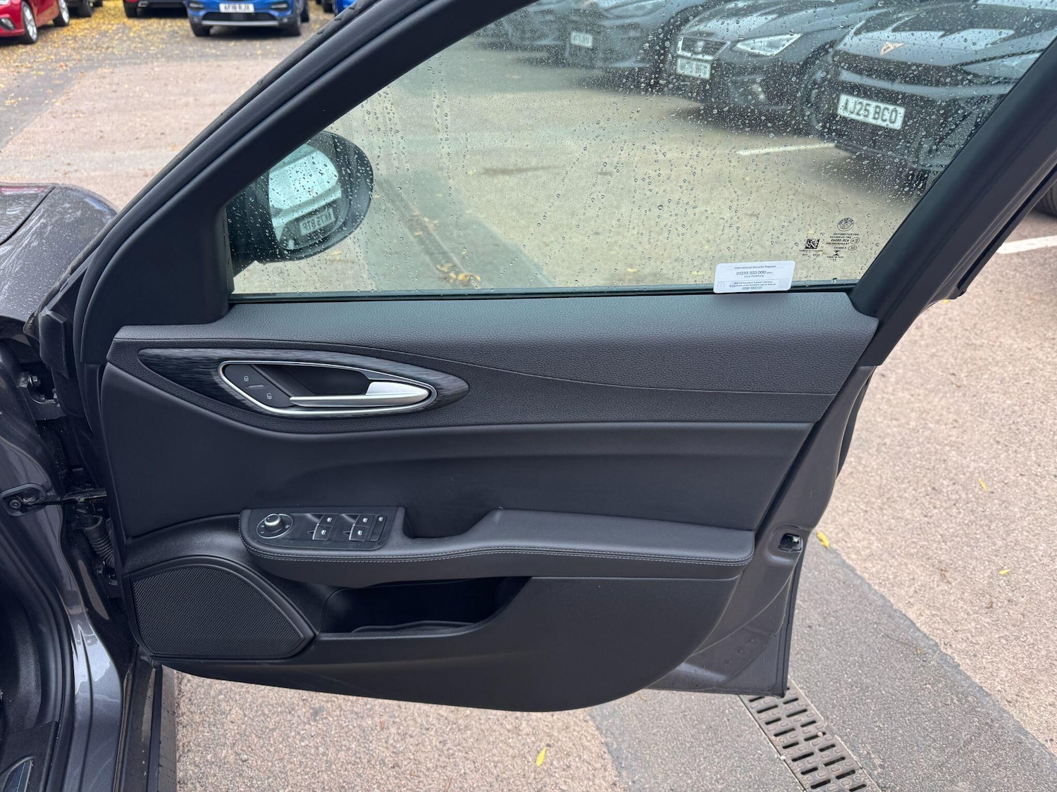 Used Alfa Romeo Giulia 2024 for sale - 76337825: Photo 11