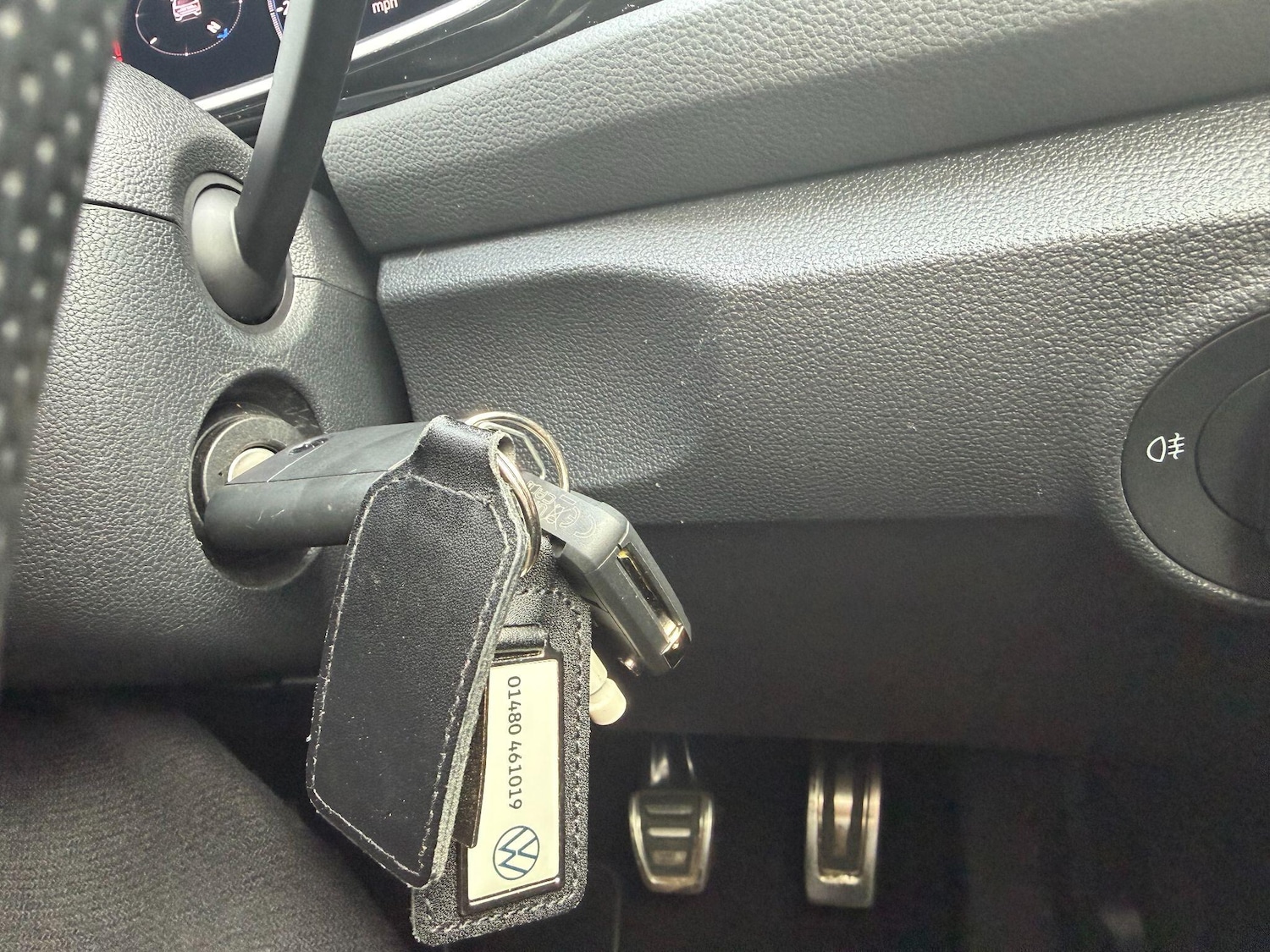 Used Volkswagen T-Roc 2023 for sale - 77840020: Photo 19