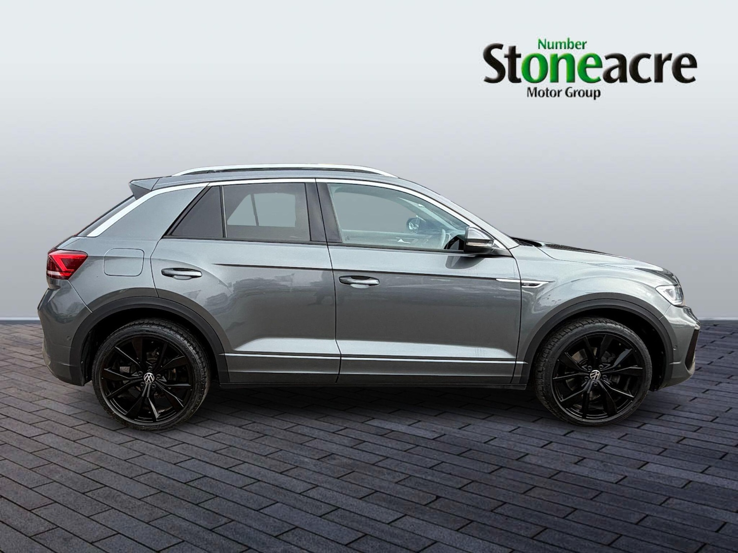 Used Volkswagen T-Roc 2023 for sale - 77840020: Photo 2