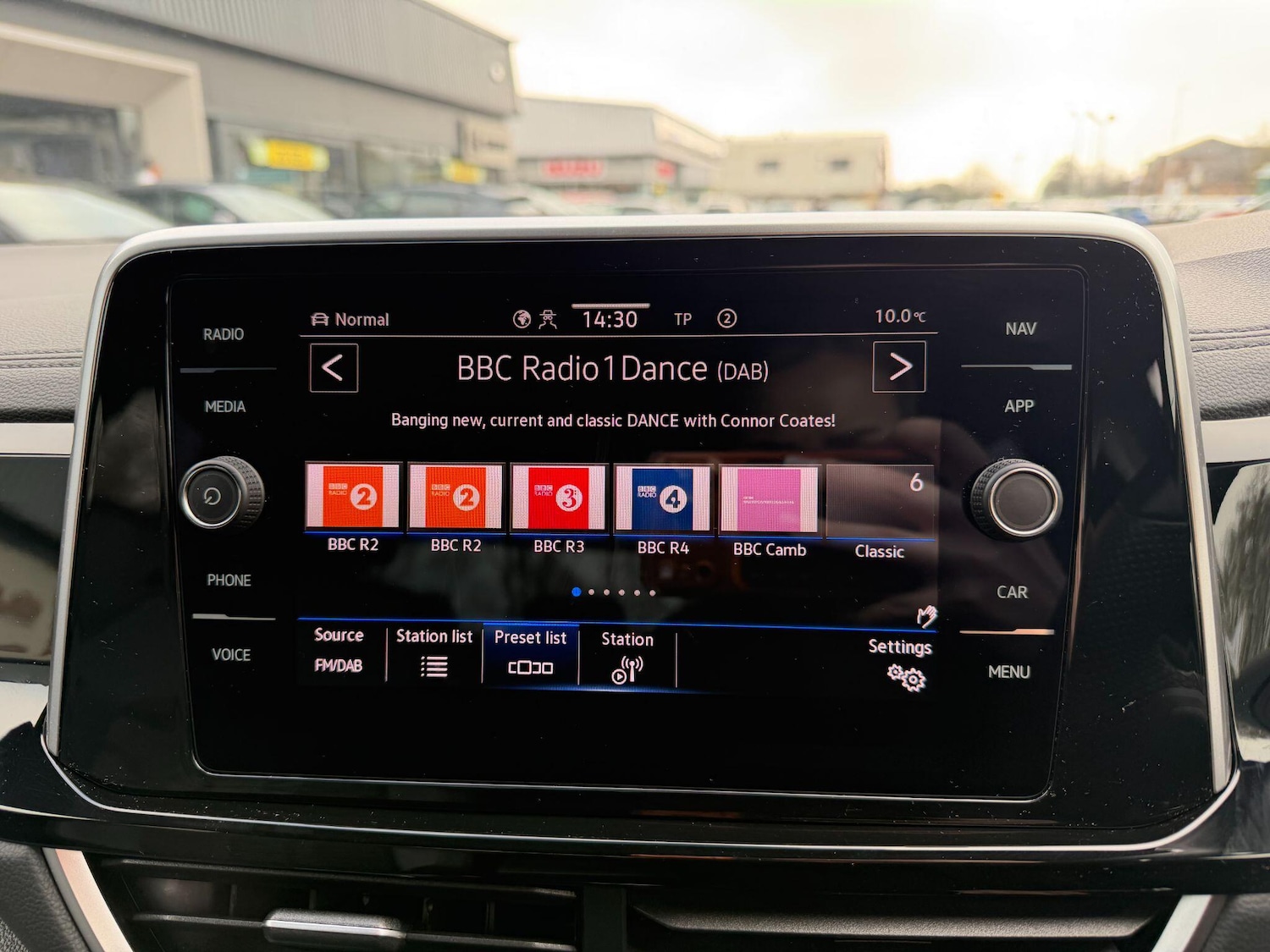 Used Volkswagen T-Roc 2023 for sale - 77840020: Photo 24