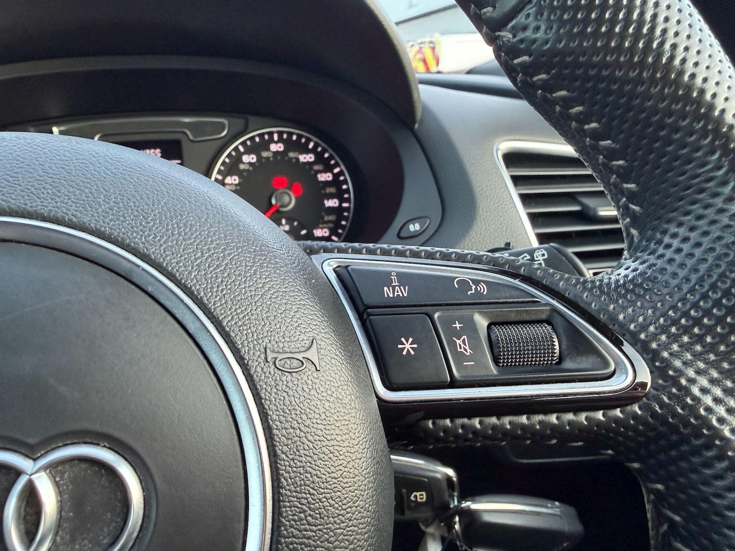 Used Audi Q3 2018 for sale - 77769479: Photo 35