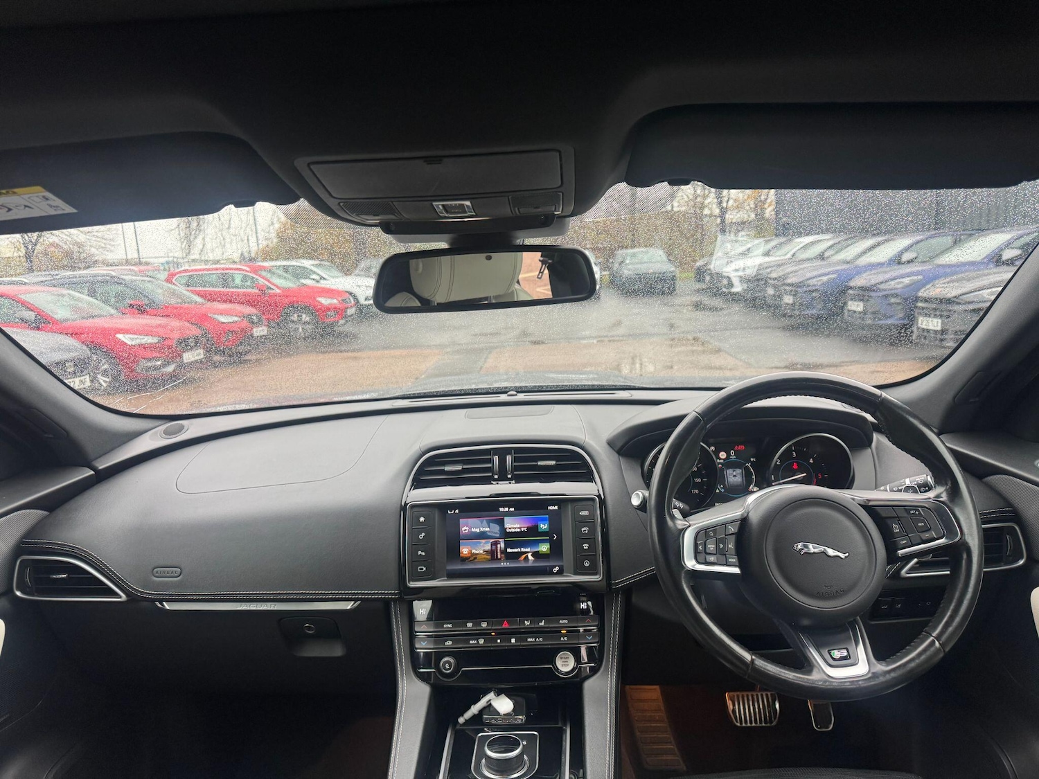 Used Jaguar F-Pace 2018 for sale - 76765637: Photo 17