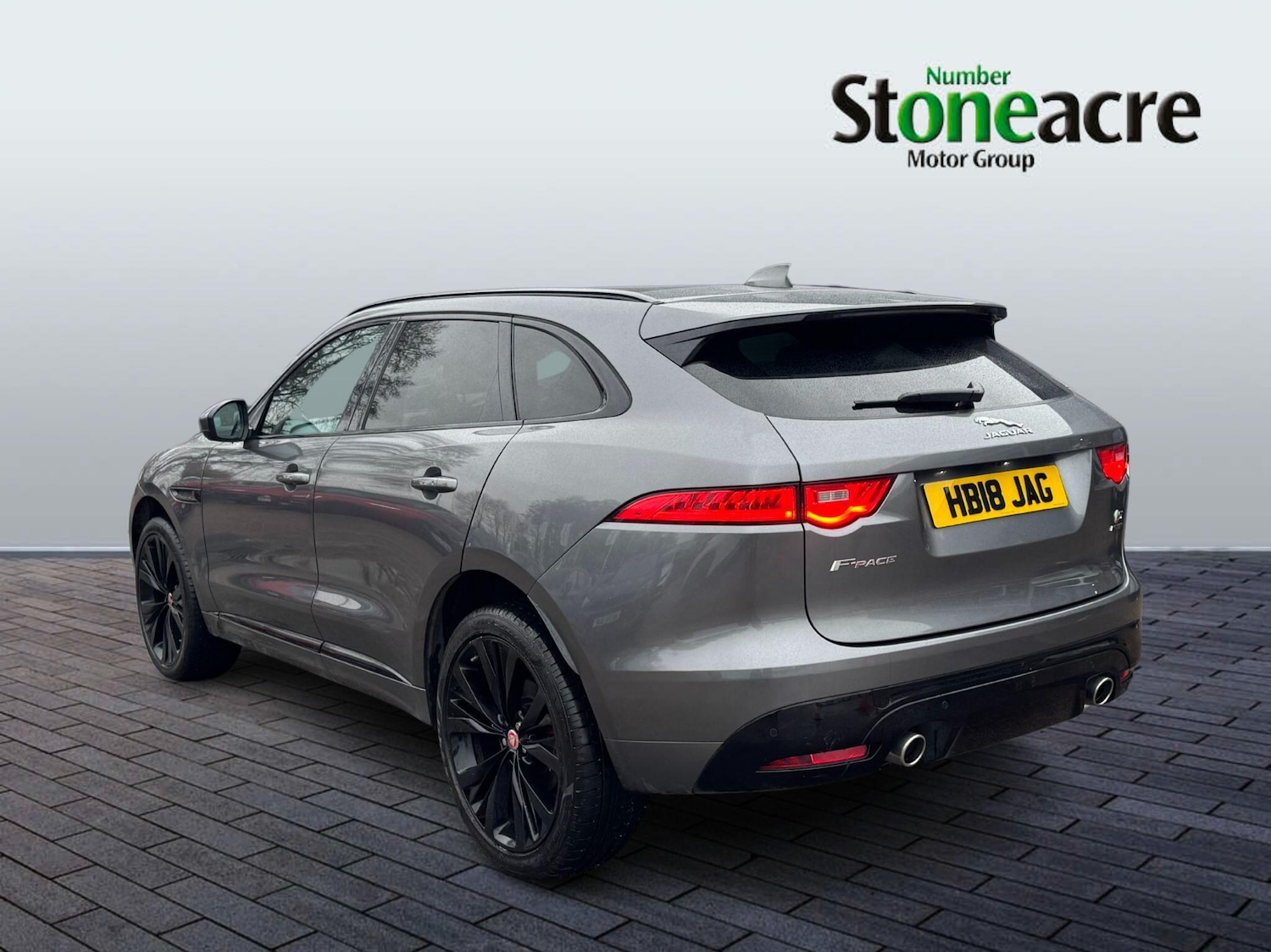 Used Jaguar F-Pace 2018 for sale - 76765637: Photo 5