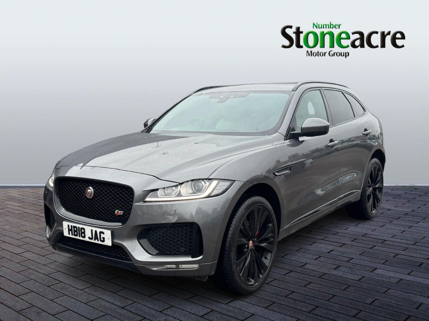 Used Jaguar F-Pace 2018 for sale - 76765637: Photo 7