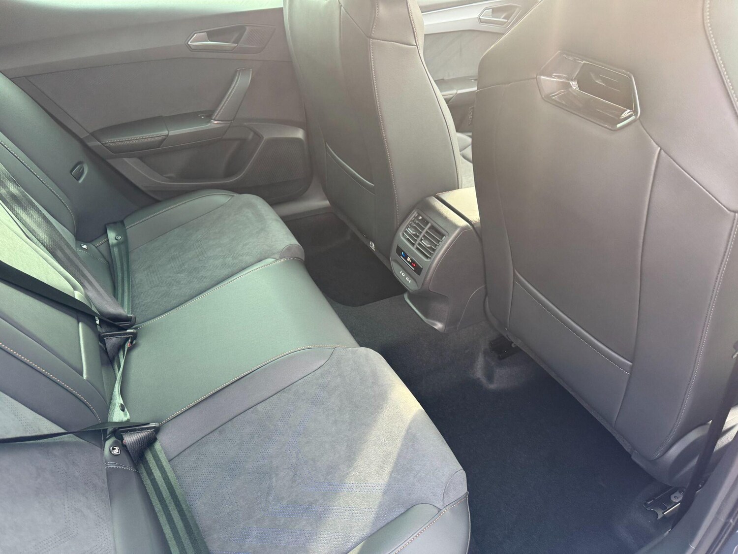 Used Cupra Leon 2025 for sale - 76370405: Photo 18