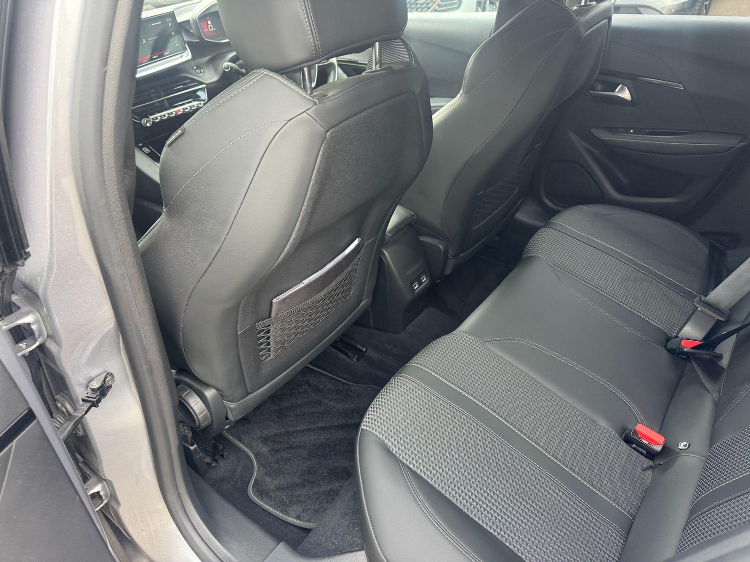 Used Peugeot 208 2022 for sale - 76371691: Photo 21