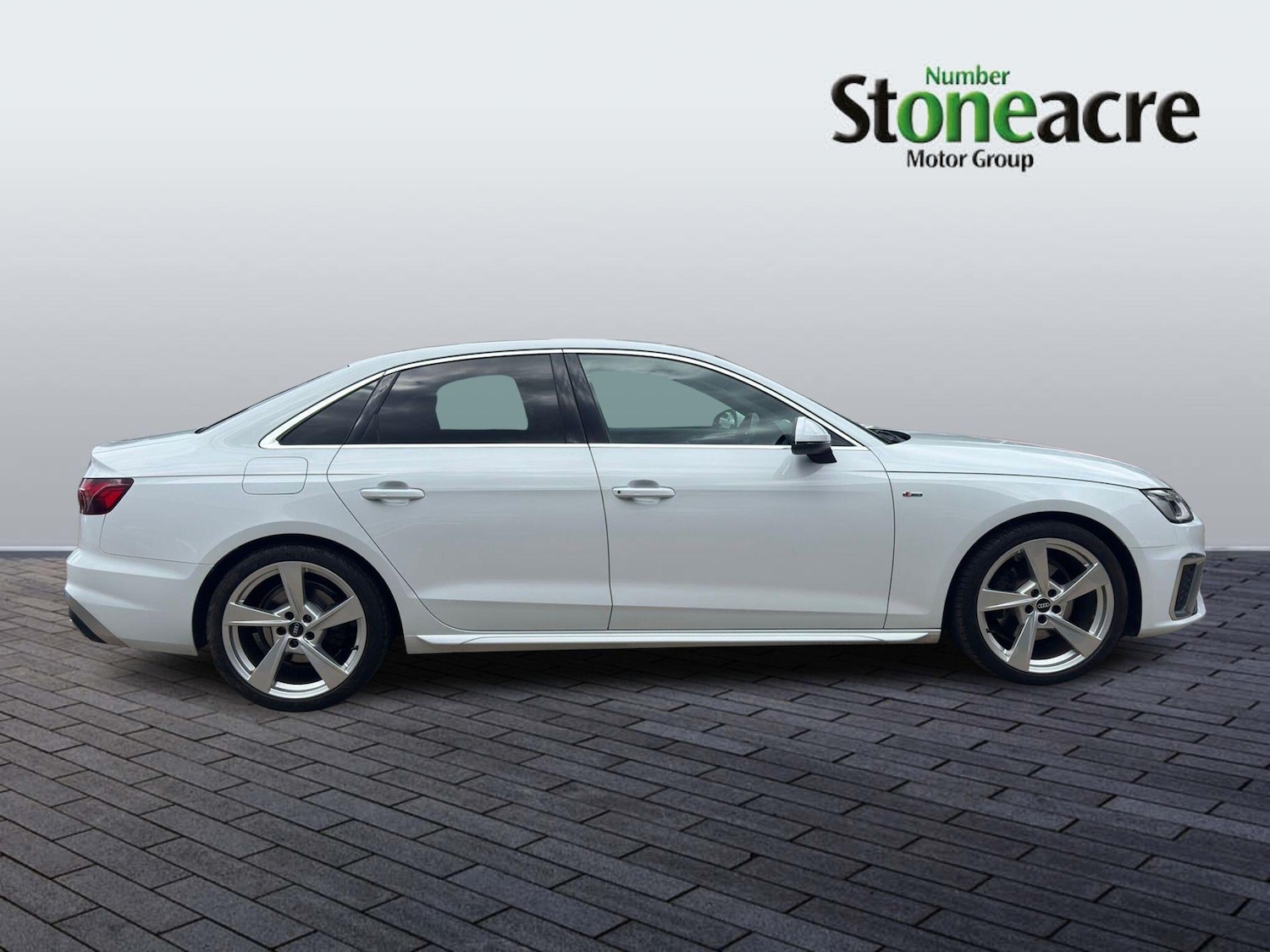 Used Audi A4 2021 for sale - 77060185: Photo 2