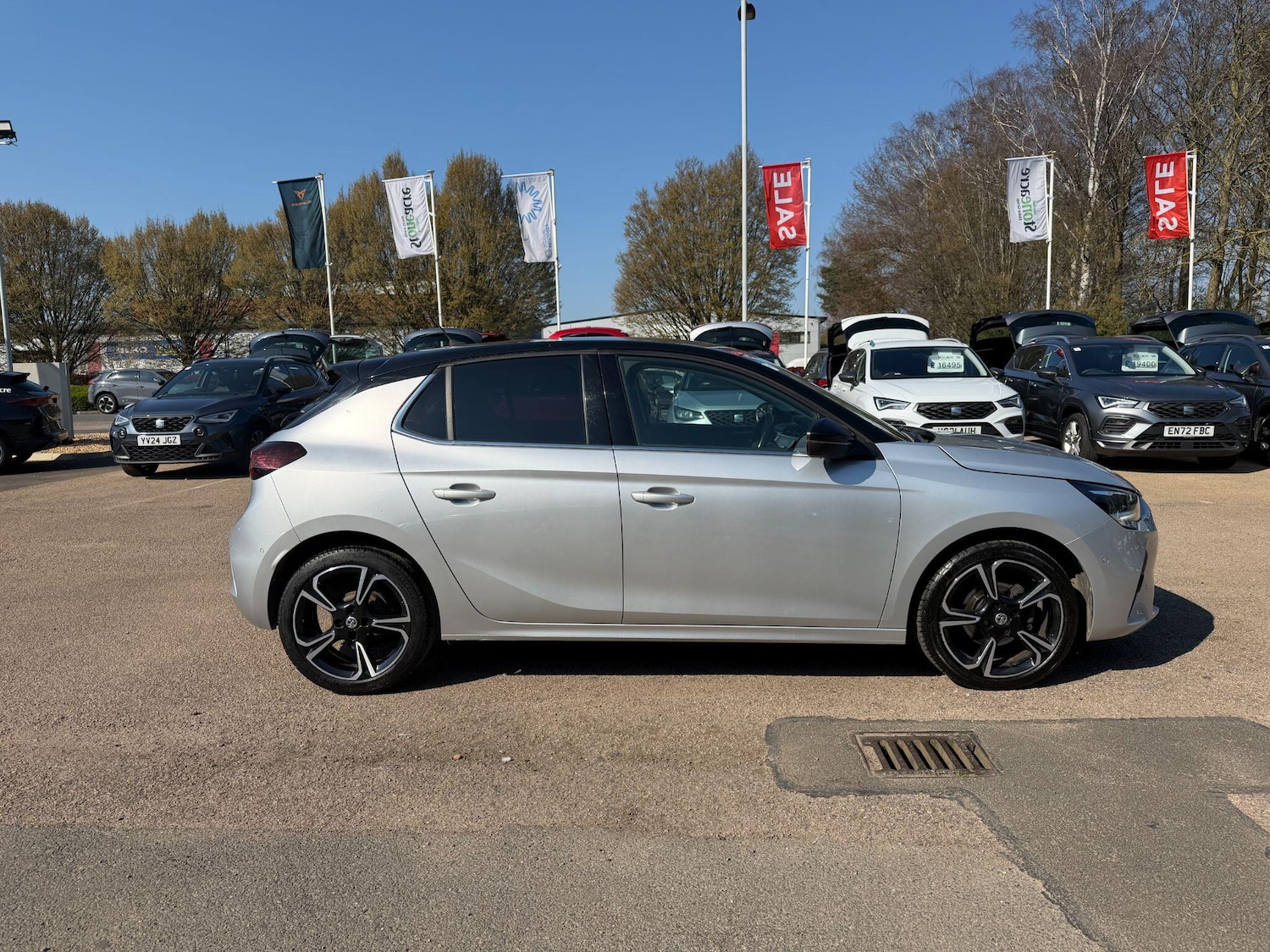 Used Vauxhall Corsa for sale - 77958424: Photo 2