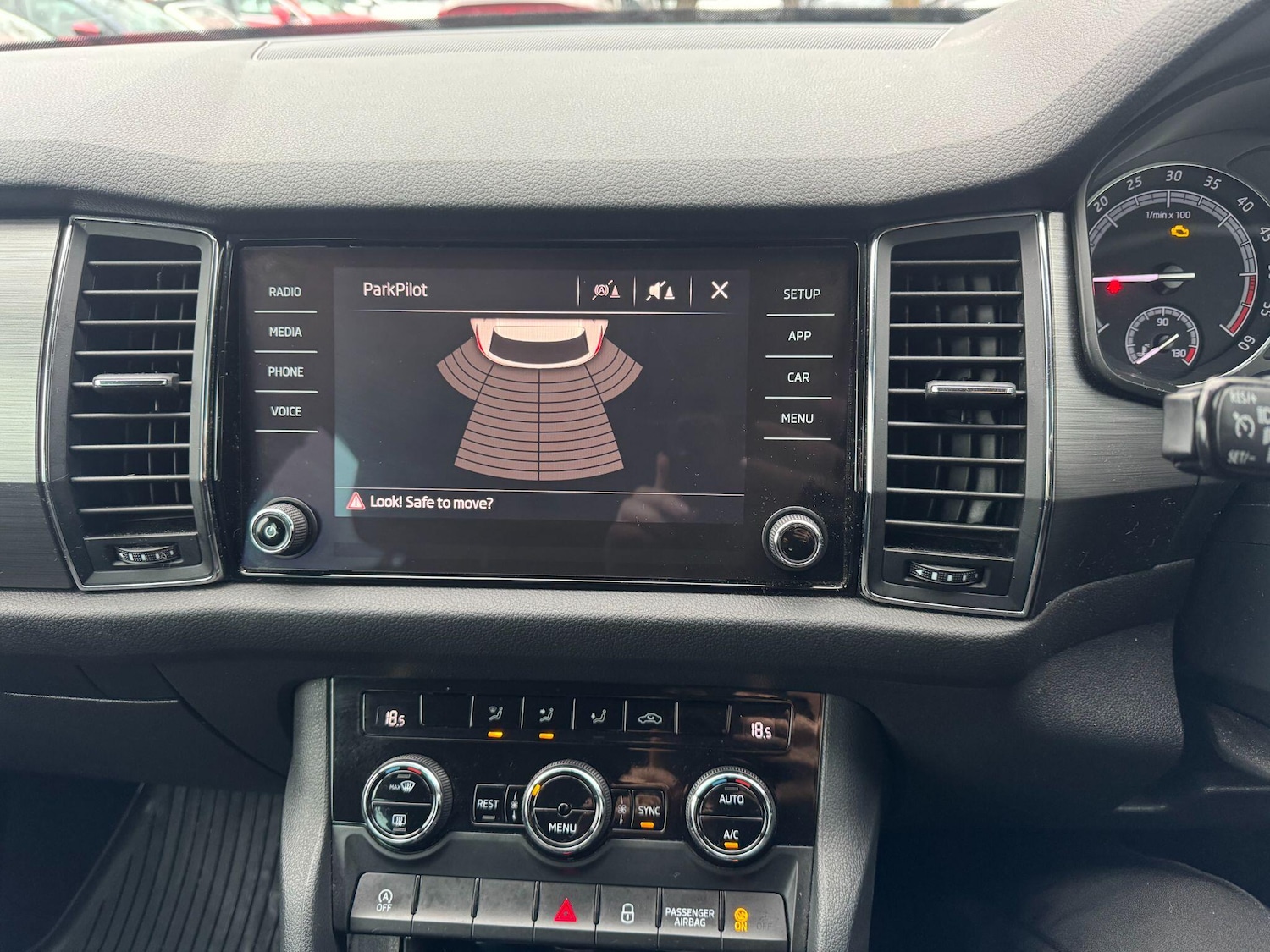 Used Skoda Kodiaq 2017 for sale - 77657892: Photo 12