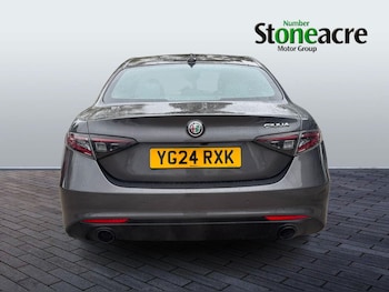 Used Alfa Romeo Giulia 2024 for sale - 76927090: Photo