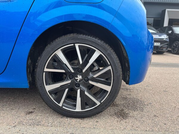 Used Peugeot 208 2020 for sale - 76200861: Photo 11