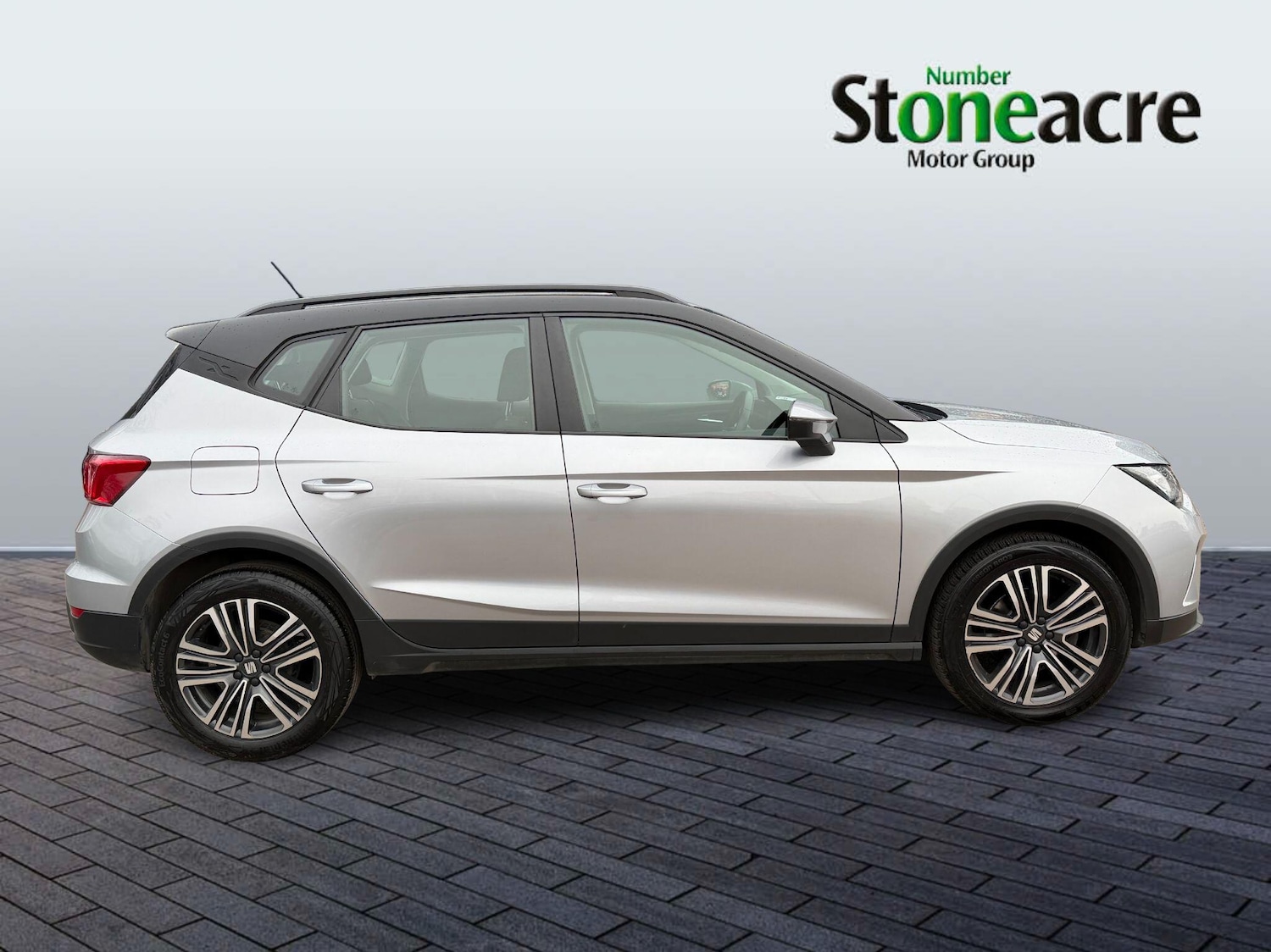 Used SEAT Arona 2023 for sale - 77939362: Photo 2