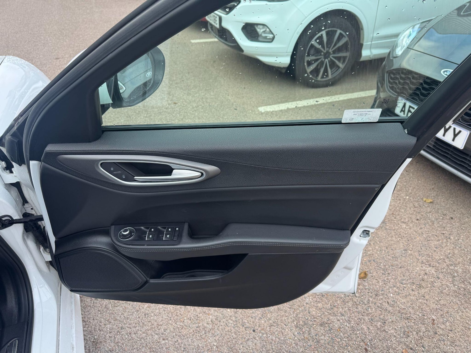 Used Alfa Romeo Giulia 2018 for sale - 76702339: Photo 10