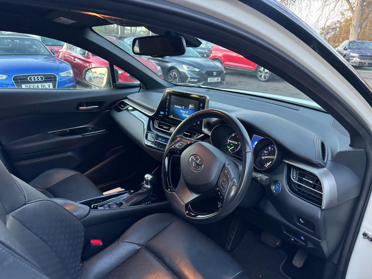 Used Toyota C-HR 2019 for sale - 76952628: Photo 13