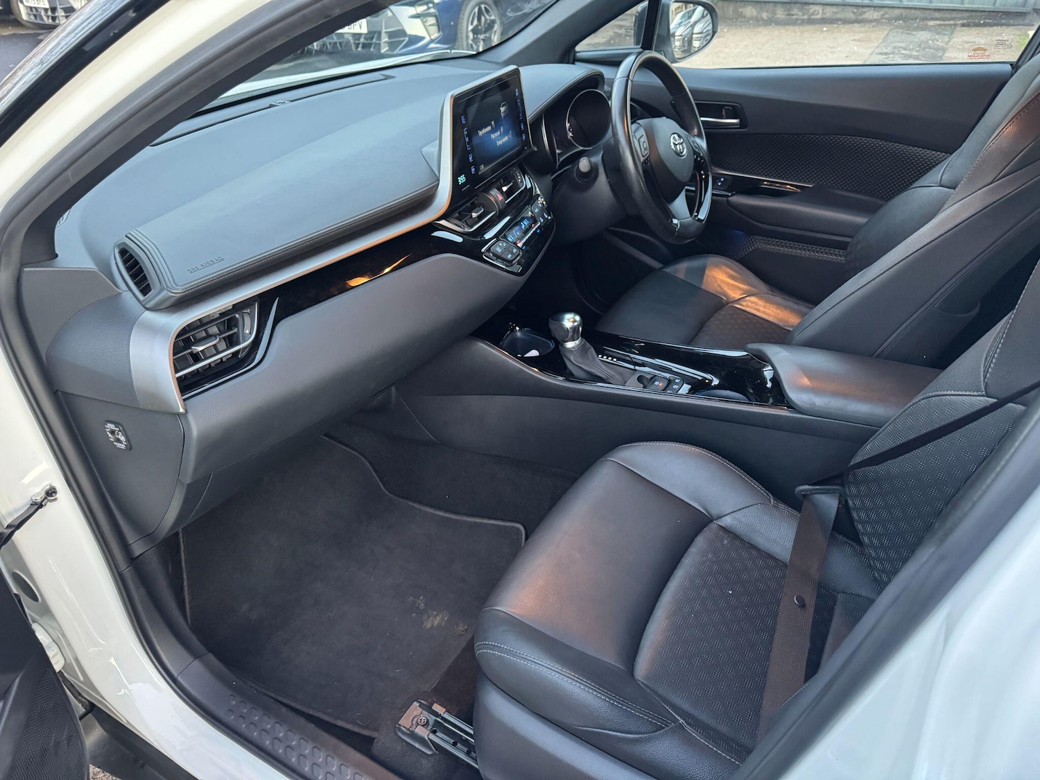 Used Toyota C-HR 2019 for sale - 76952628: Photo 19