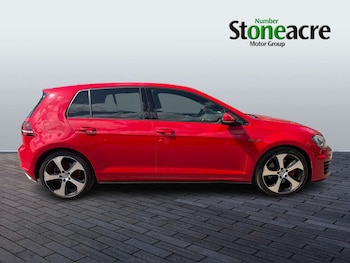 Used Volkswagen Golf 2016 for sale - 78462387: Photo