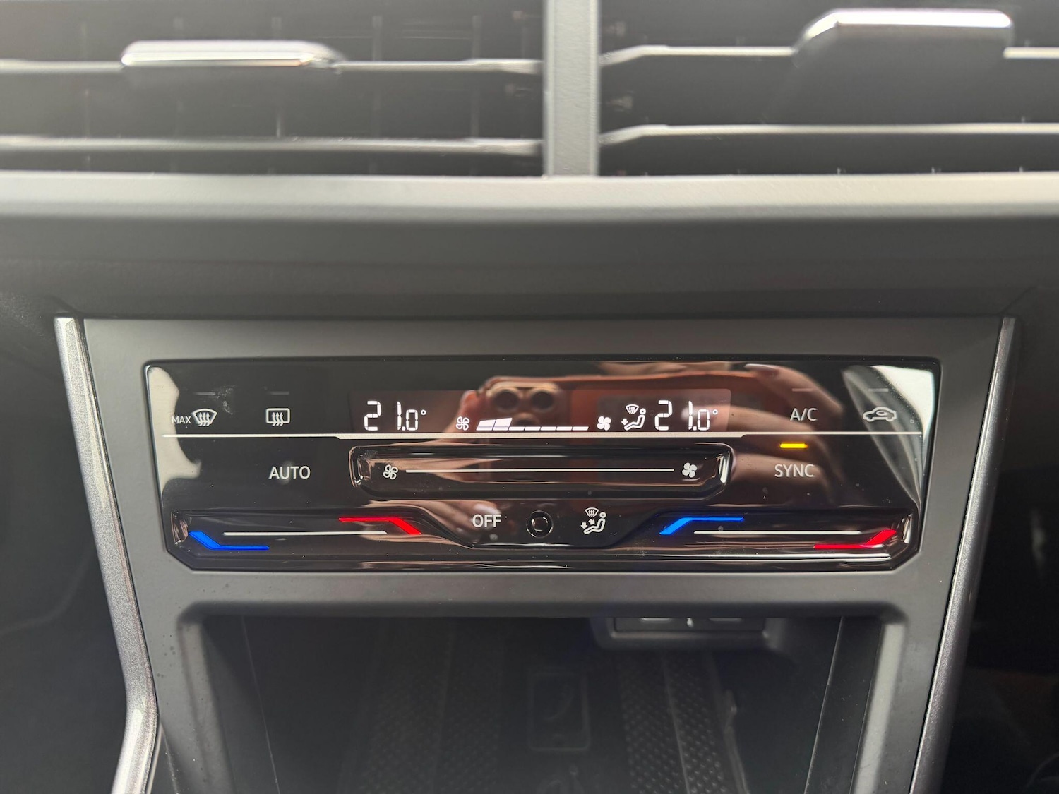 Used Volkswagen Taigo 2023 for sale - 77769000: Photo 30