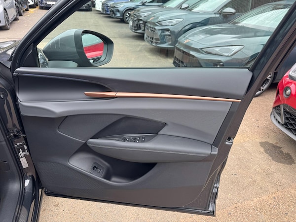 Used Cupra Terramar 2025 for sale - 76270947: Photo 16