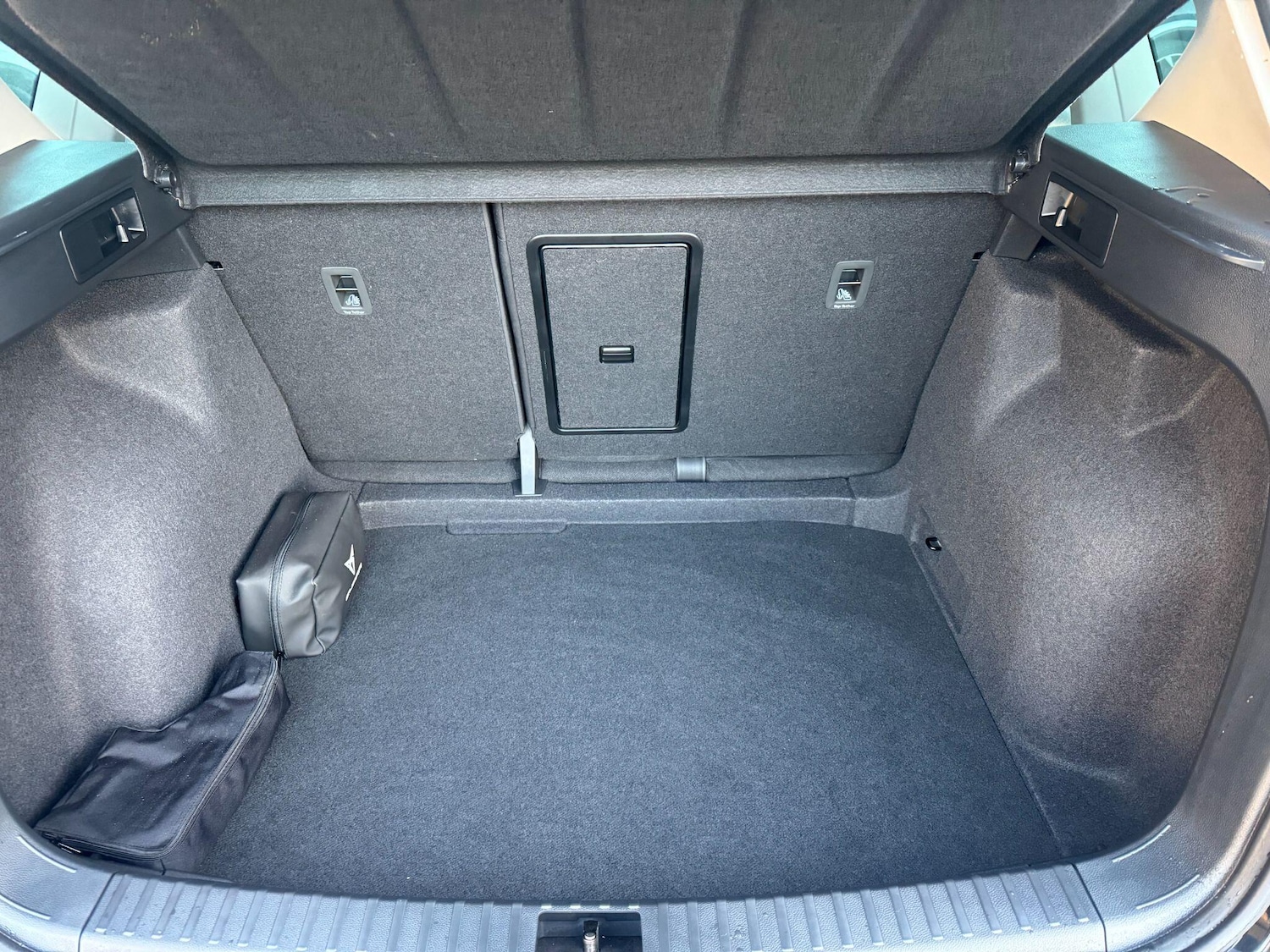 Used Cupra Ateca 2024 for sale - 77376032: Photo 12